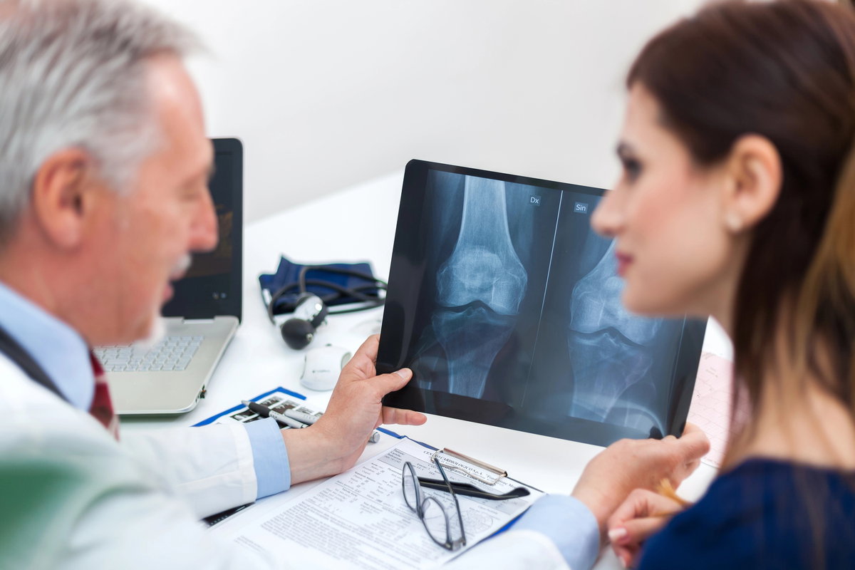 Artroplastia: substituição articular para reduzir dor e restaurar movimento